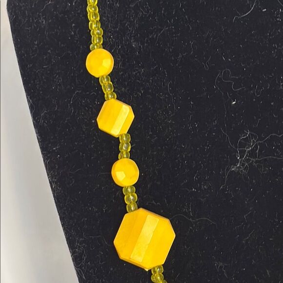 Vibrant Yellow Acrylic Necklace with Teardrop Bead Pendant 20” with 2” ext - Picture 3 of 4
